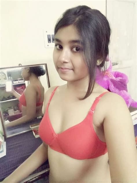 Beautiful Bengali Cute Girl Leaked Nude Pics