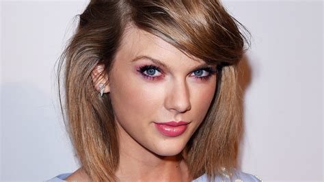 taylor swift just released an insanely catchy new song called gorgeous
