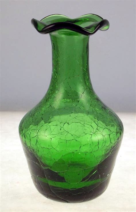 Vintage Kanawha Emerald Green Crackle Glass Bud Vase