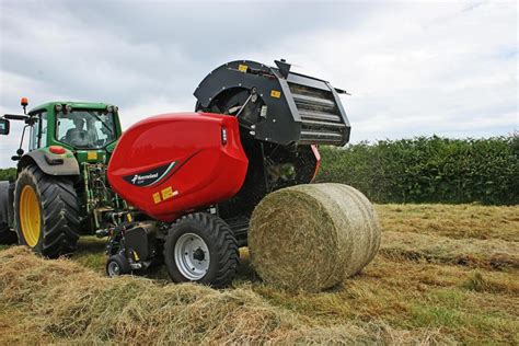 kverneland launches  generation  fixed chamber balers  august