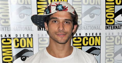 Tyler Posey Apologizes For Fake Coming Out Snapchats 2016 Popsugar