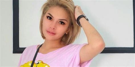 Nikita Mirzani Dan Dinar Candy Pamer Foto Mandi Di Hari