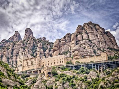 the 8 best things to do in montserrat barcelona what to see and visit