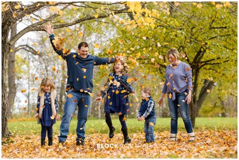 tips  choosing fall family picture outfits