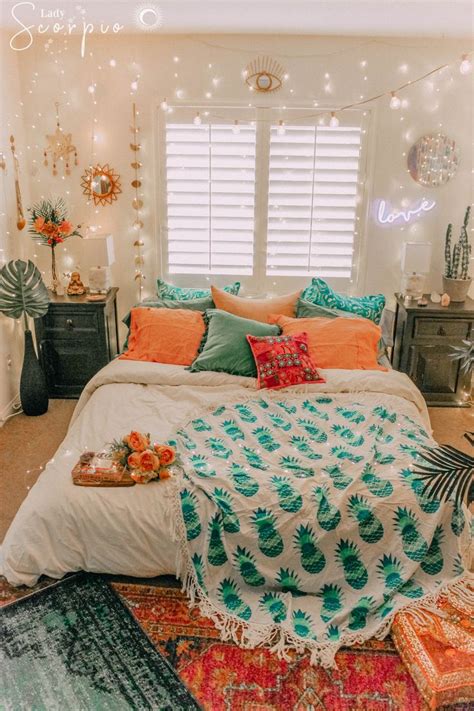 Round Mandala Pineapple Turquoise Blue Tapestry Room