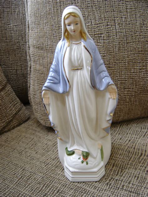 Lefton Virgin Mary Blessed Mother Madonna Planter Standing