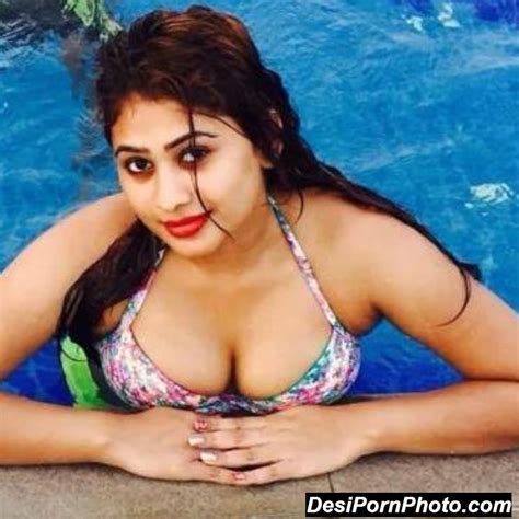 Hot Indian Mom Kashmira Ki Nude Pics Desi Porn Photo