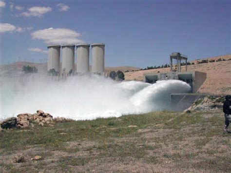 sends experts  check mosul dam iraq business news