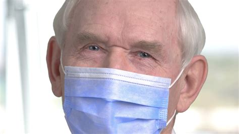 close  doctor face  mask senior  dantist face  protective