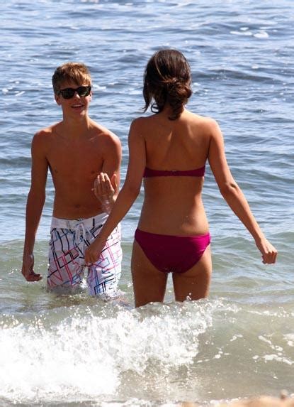Photos Selena Gomez And Justin Bieber Pda In Hawaii