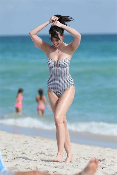 Daisy Lowe Sexy 10 Photos Thefappening