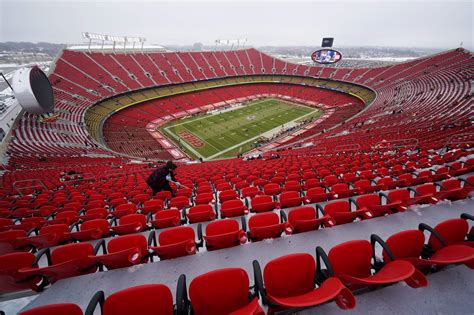 empty stadiums nfl   ratings monster