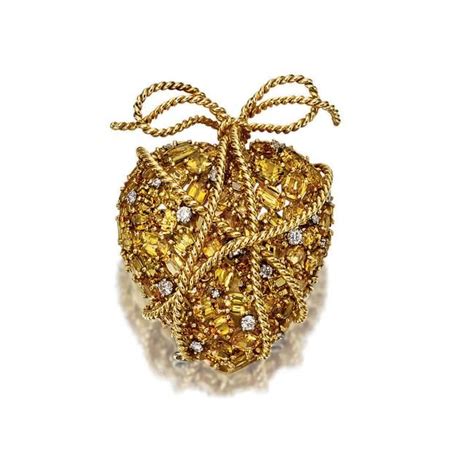 gold and emerald hindou necklace rené boivin 1950s alain r truong