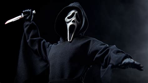 sideshow reveals  scream ghostface action figure geeksandgame