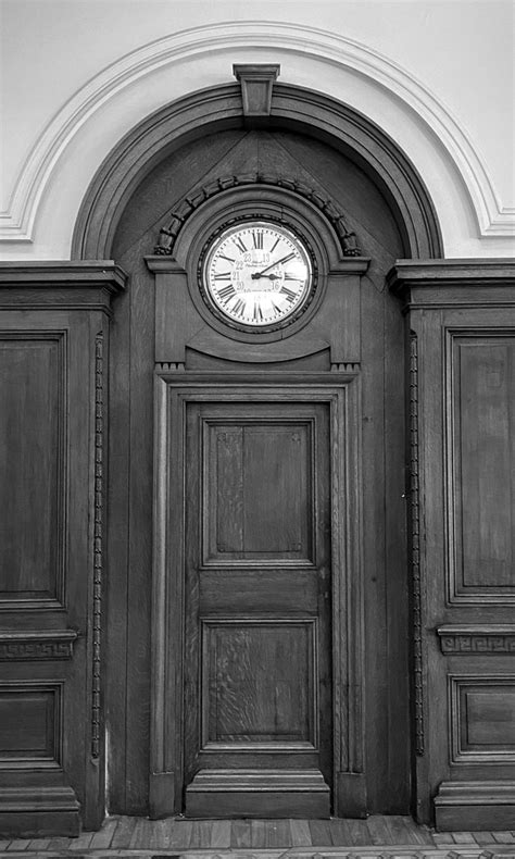 time clock door  photo  pixabay pixabay