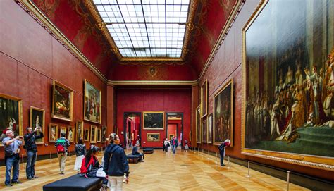 customized louvre museum guided    private group pariscityvision