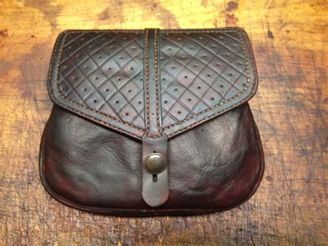 leather    belt pouch