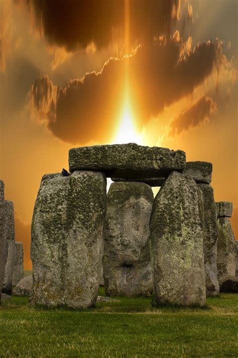 stonehenge solstice ideas  pinterest stonehenge winter