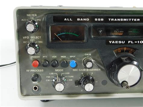 yaesu fl  vintage ham radio tube transmitter  good powers