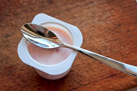 riutilizzare  vasetti dello yogurt ohga