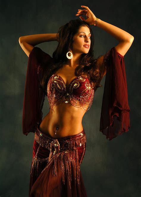 Belly Dancers On Pinterest Bellydance Belly Dance And