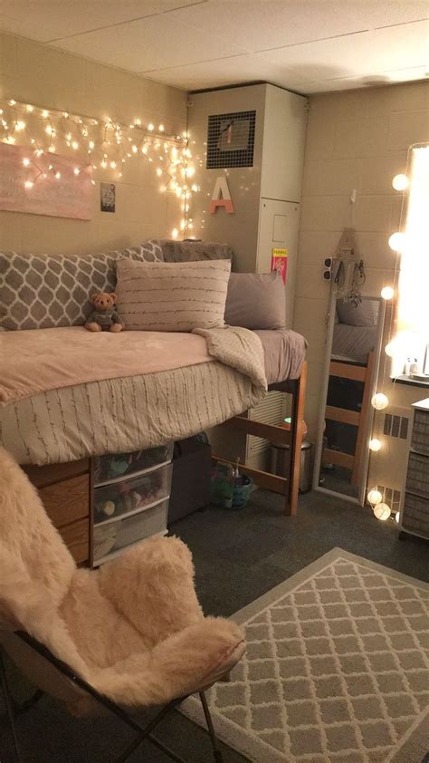 hood college freshman dorm in 2019 college bedroom decor college dorm rooms dorm room designs
