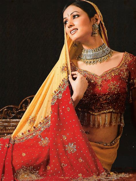 latest pakistani and indian saree designs pakistan boutique fashion indian top designers