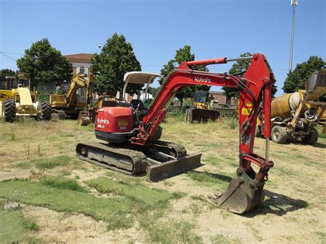 kubota   mini excavators construction equipment komatsu  equipment