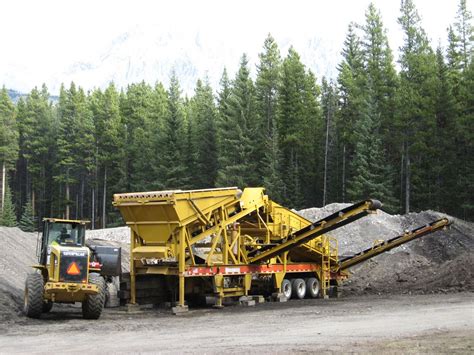 cec  triple deck screener groundworx  leduc ab