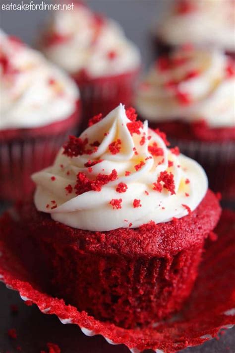 the best red velvet cupcakes with cream cheese frosting