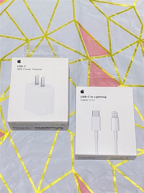 apple iphone charger  watts adapter  usb   lightning cable