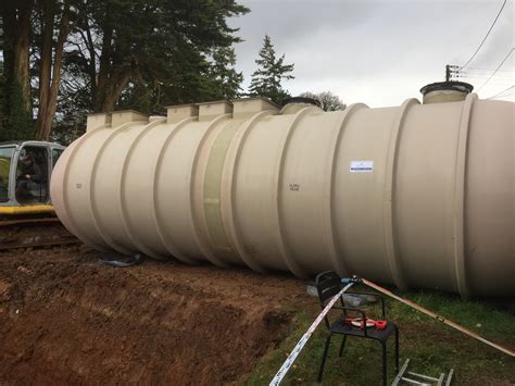 cesspools  septic tanks    difference south west