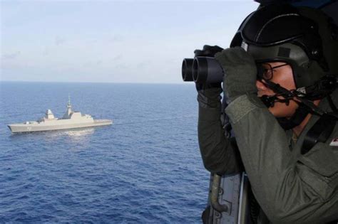 missing malaysia airlines jet what do we know about flight mh370