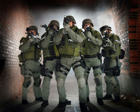 images  swat  pinterest swat police military  federal