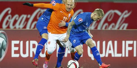 hollands soccer woes askmen