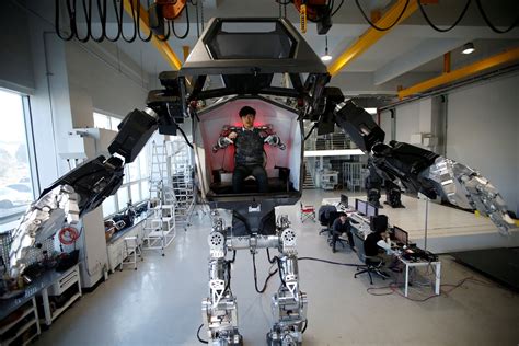 Giant Walking Robot Of Your Dreams Is Showcased In South Korea The