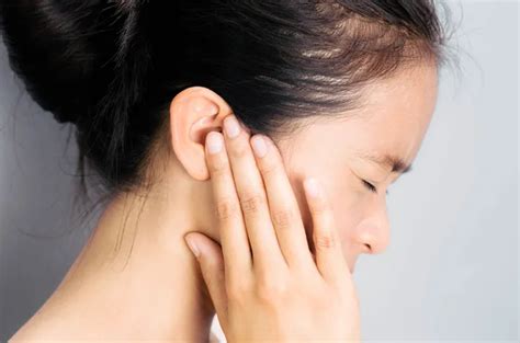 kenali   mengatasi sakit  bagian telinga