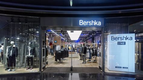 bershka la marca de los jovenes refresca su imagen sentidos cinco dias