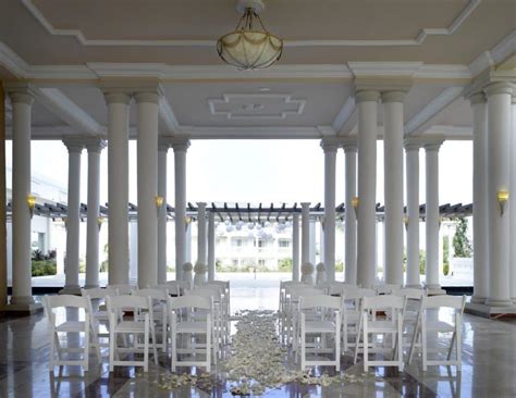 Grand Palladium Jamaica Resort Wedding Modern Destination Weddings