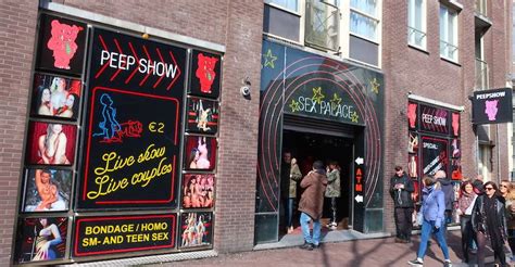 sex palace peep show in amsterdam red light district amsterdam red