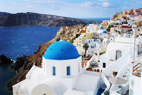 oia santorini greece       tourist season    times