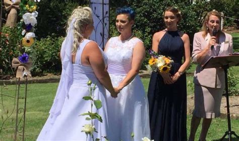 Australia S First Same Sex Marriage Takes Place In Sydney After