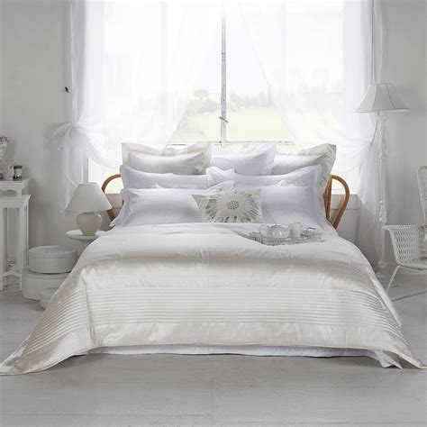 sleep  royalty   exquisite bed linens  frette
