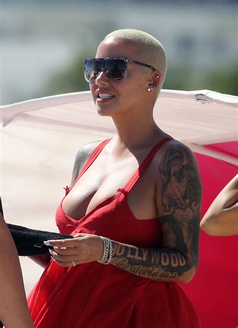 amber rose cleavage the fappening 2014 2019 celebrity photo leaks