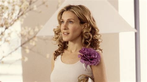 carrie s best and worst outfits in sex and the city