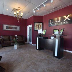 lux foot spa    reviews massage   milwaukee ave