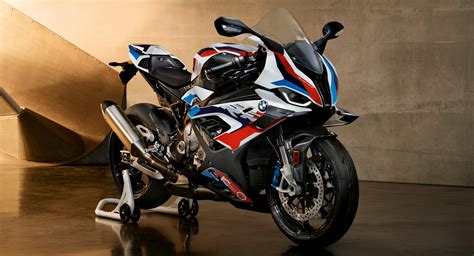 bmw   rr motor bmw pertama  jadi seri