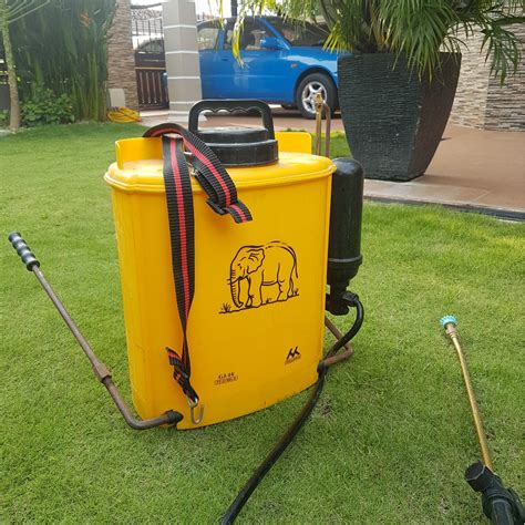 gajah plastic knapsack sprayer penyembur racun rumput furniture