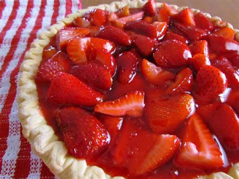 shoneys strawberry pie  country cook dessert