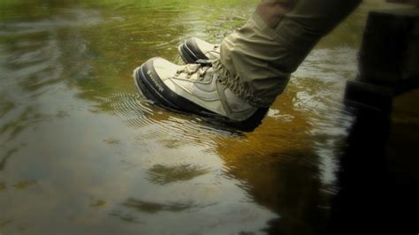 wear  waders comfort   weather conditions guide